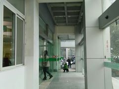 -滨江区妇幼保健院-地上停车场