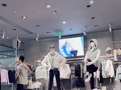 -迪桑特DESCENTE(北京三里屯BLANC店)