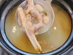 莲藕鸡脚汤（明火例汤）-文记壹心鸡(宝华路店)