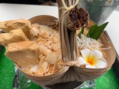 招牌椰子沙冰-春莱·老挝咖啡·泰式奶茶(钟楼店)