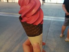 冰山杨梅脆筒-喜茶(北京五棵松华熙店)