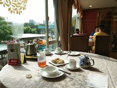 靠窗位-湖滨步步高酒店·中餐厅