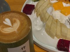 -雨人咖啡(扬帆广场店)