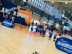 -莱茵体育生活馆