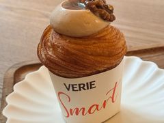 -VERIE BAKEHOUSE