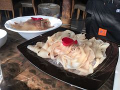 -佬土鹅肠火锅(中建大观店)