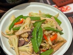 阳江小盆菜-先记烧鹅王·本地粤菜(福永店)