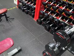 -坚果健身24小时工作室(定西路店)