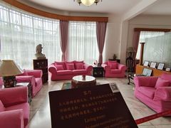 -红线女旧居