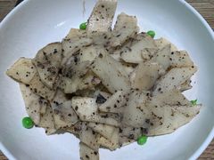 松露酱炒笋尖-小大董·烤鸭(凤凰汇店)