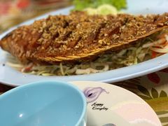 大蒜煎鱼-陳妈妈泰国菜