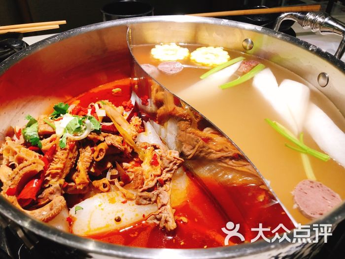左庭右院鲜牛肉火锅(常州武进吾悦店)鲜牛杂鸳鸯锅图片 - 第3张