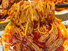 -红九格老火锅(三峡广场店)