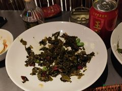 -吴越荣记苏州菜·松鼠桂鱼100%活鱼现做(斜塘老街店)