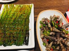-喝丢一只鞋辣炒海鲜小烧烤(三八广场店)