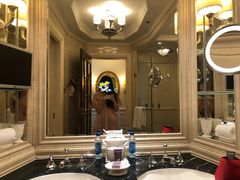 -广州富力丽思卡尔顿酒店