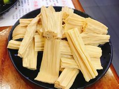 -曹丞相·地锅鸡·地锅鱼(武林店)