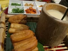 稀豆粉油条-福照楼汽锅鸡·云南菜(护国路店)
