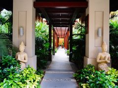 -三亚湾海居铂尔曼度假酒店