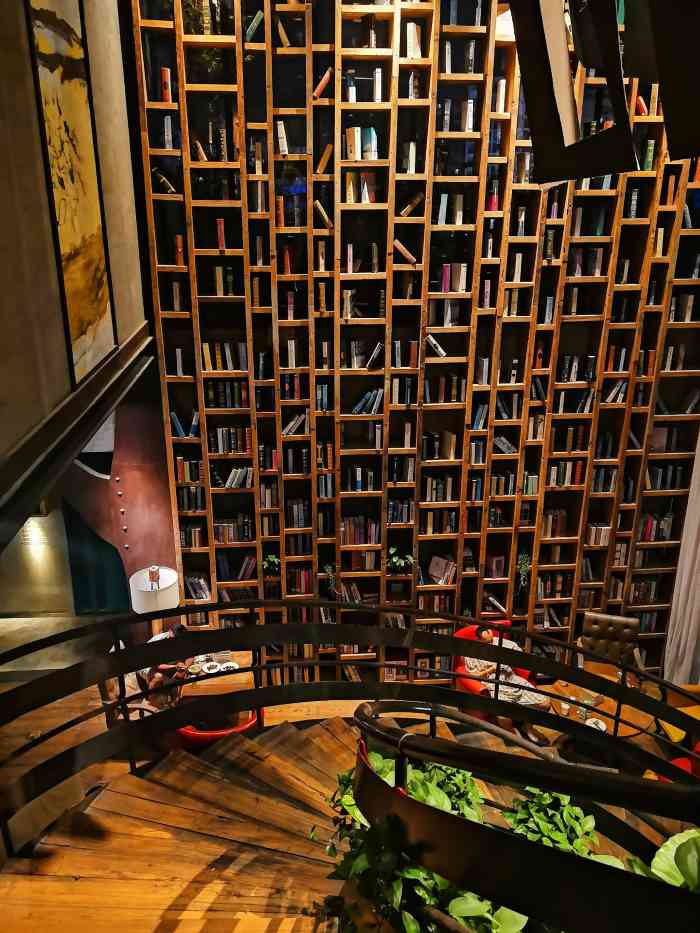 千色养生-"玉林最老最持久兴旺的一家养生会所,都是正.