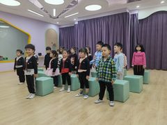 -小荧星艺校(大宁分校)