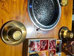 -江南本家韩国料理(太古仓中船汇店)