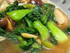 -东北农家院·铁锅炖(莘庄店)