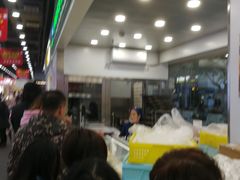 -上海哈尔滨食品厂(汇联商厦店)