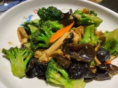 蒜蓉西兰花-95号酱骨·一块豆腐(展春园西路店)