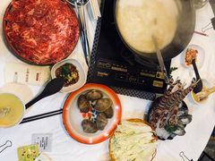 -鲜入围煮花胶鸡海鲜火锅