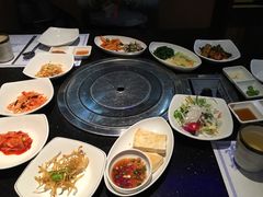 -青松馆韩国料理(香港中路佳世客店)