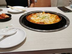 -三清洞摩西韩式年糕火锅(威高广场店)