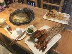 -袁记串串香(泉水轻轨站店)