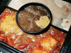 -老牌坊云南鱼豆花火锅(哈西万达店)
