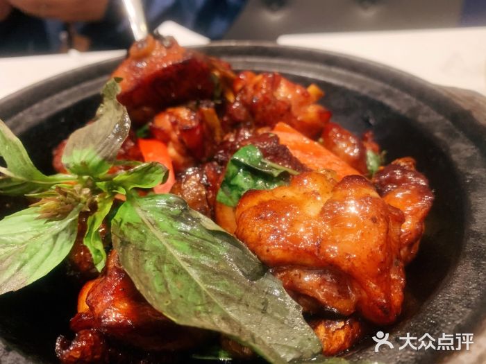 鹿港小镇(金虹桥国际中心店)三杯鸡图片