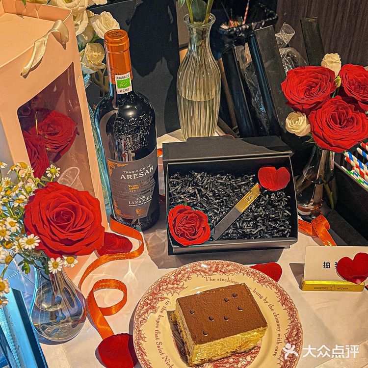 我愿称为郑州坠好的约会餐厅！也太浪漫了💕