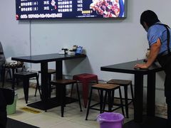-花溪巷牛肉粉(泉城路店)