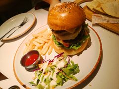 -阿妮叶李(光谷世界城店)