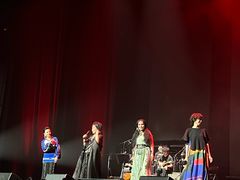 -交通银行前滩31演艺中心