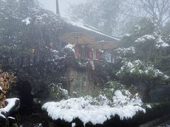 -灵岩山风景区