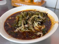 -黎氏老太婆小面馆(临华大厦店)