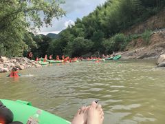 -安吉龙王山峡谷漂流