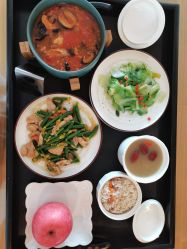 -爱陪伴尊享月子中心(国际店)