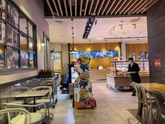 -巴黎贝甜(大宁国际商业广场店)