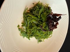 辣木苗炝拌鸡枞菌-醉东Oriental House(静安嘉里中心店)