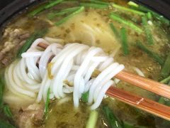-在蒙自过桥米线
