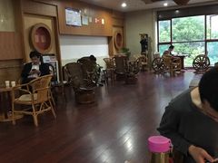 -金孔雀温泉旅游度假村