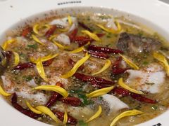 -渔语鱼酸菜鱼新川菜(来福士店)