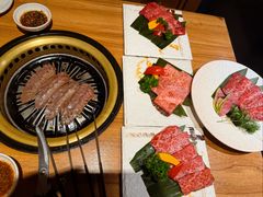 -炼火烤肉店