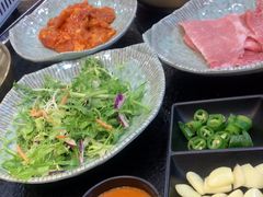 -臻牛烤肉